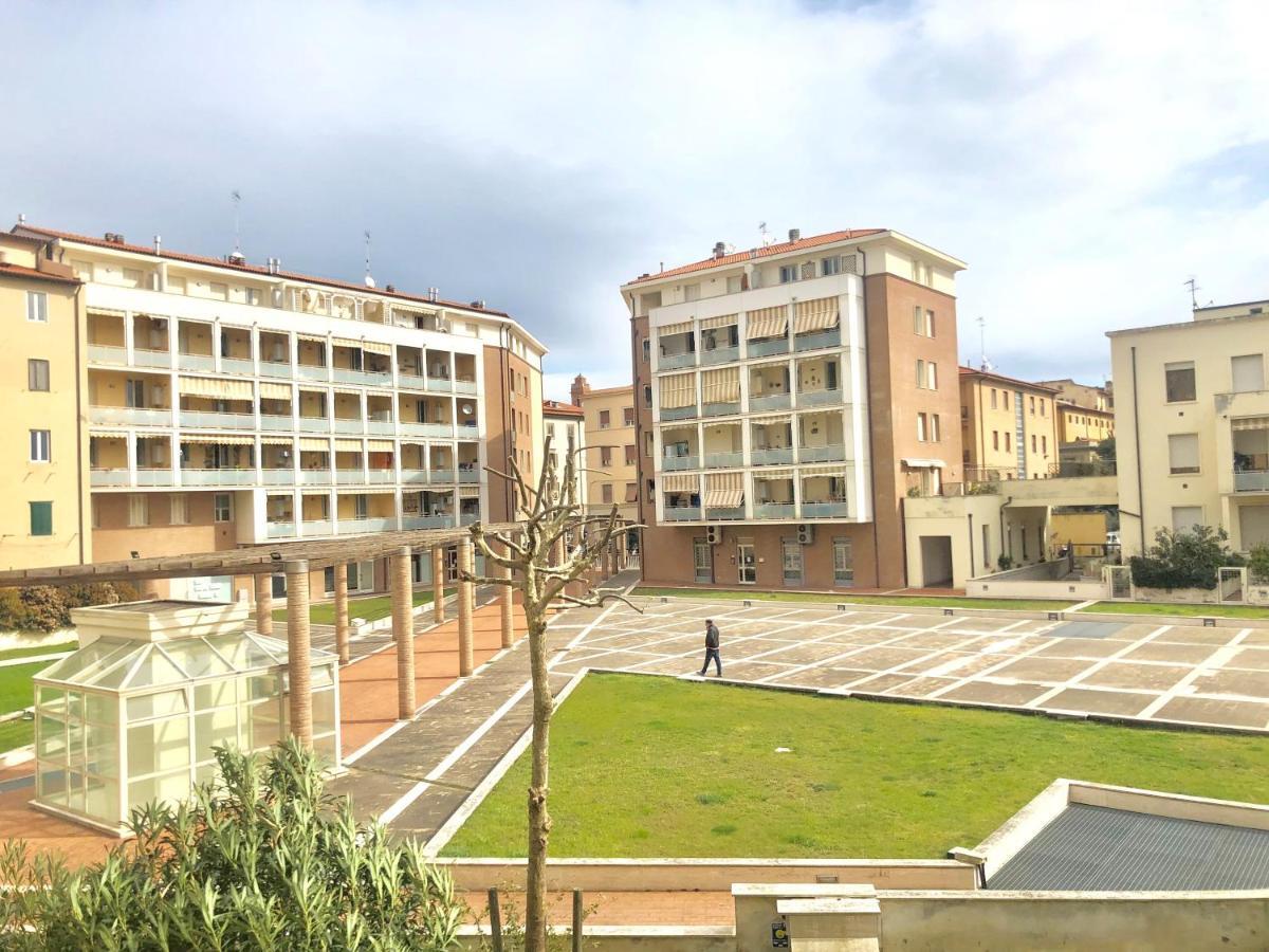 Villa Raffaella Livorno Bagian luar foto